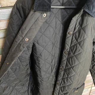 Barbour - バブアー 中綿キルティングジャケット コート 刺繍ロゴの