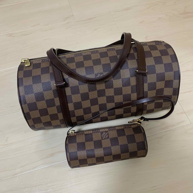 LOUIS VUITTON  パピヨン ポーチ 美品です