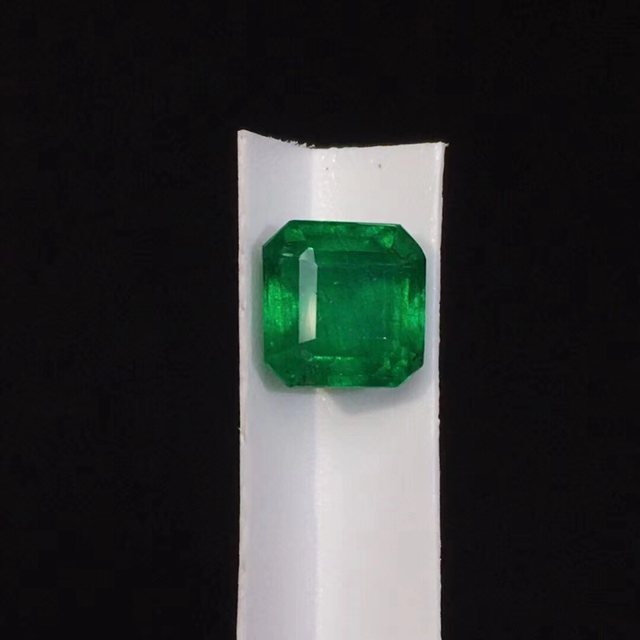 ⭐天然 エメラルド ルース 2.35ct