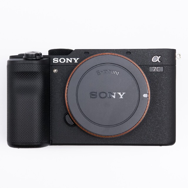 SONY(ソニー)のSONY ソニー a7c α7C ボディ ブラック ILCE-7C ストラップ付 スマホ/家電/カメラのカメラ(ミラーレス一眼)の商品写真