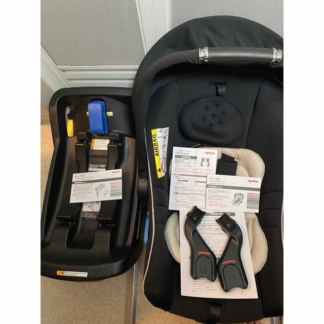人気のファッションブランド! 美品 アップリカ スムーヴTS isofix