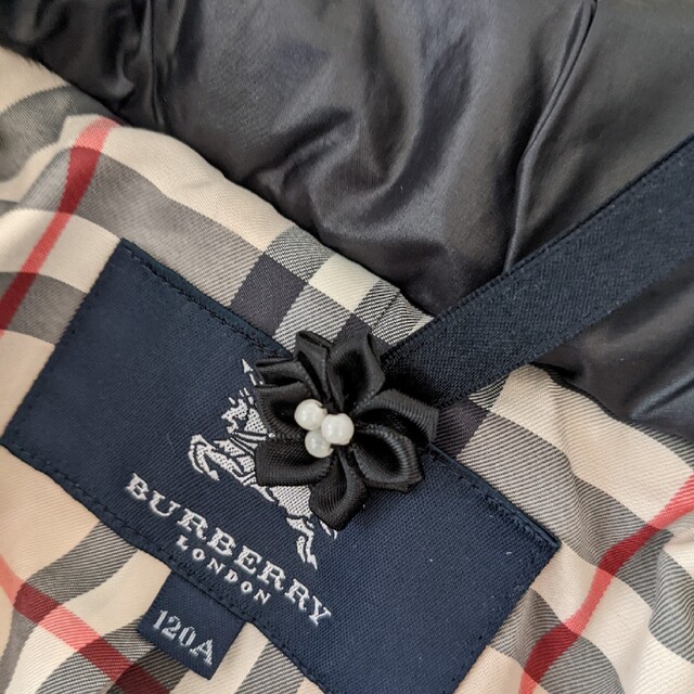 BURBERRY(バーバリー)のBURBERRY　120A   バーバリー　アウター　コート キッズ/ベビー/マタニティのキッズ服女の子用(90cm~)(コート)の商品写真