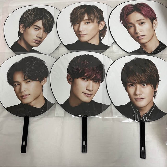 SixTONES(ストーンズ)のSixTONES うちわ バラ売り可能 エンタメ/ホビーのタレントグッズ(アイドルグッズ)の商品写真