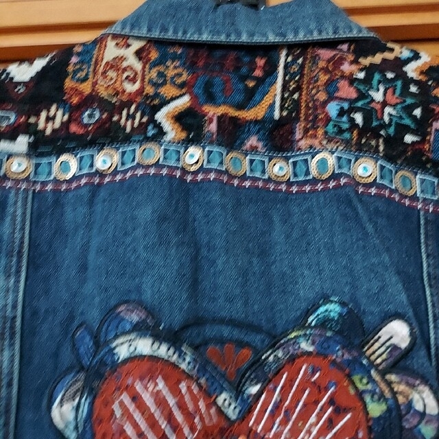 DESIGUAL - 新品 未使用 デニムジャケット デシグアルの通販 by DESIGUAL - 新品 未使用 デニムジャケット デシグアルの通販 by