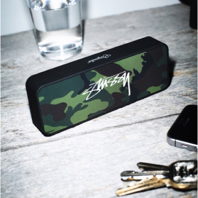 stussy Bluetooth 迷彩　スピーカー　コラボ　新品未使用