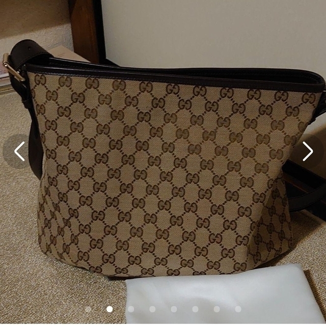 Gucci(グッチ)のGUCCIキャンパスギャザークロスボディバッグ レディースのバッグ(ショルダーバッグ)の商品写真