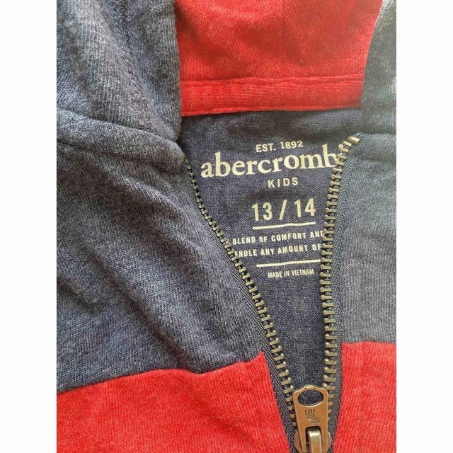 Abercrombie&Fitch(アバクロンビーアンドフィッチ)の未着用🌈アバクロキッズ　140 長袖　ハーフジップ キッズ/ベビー/マタニティのキッズ服男の子用(90cm~)(Tシャツ/カットソー)の商品写真