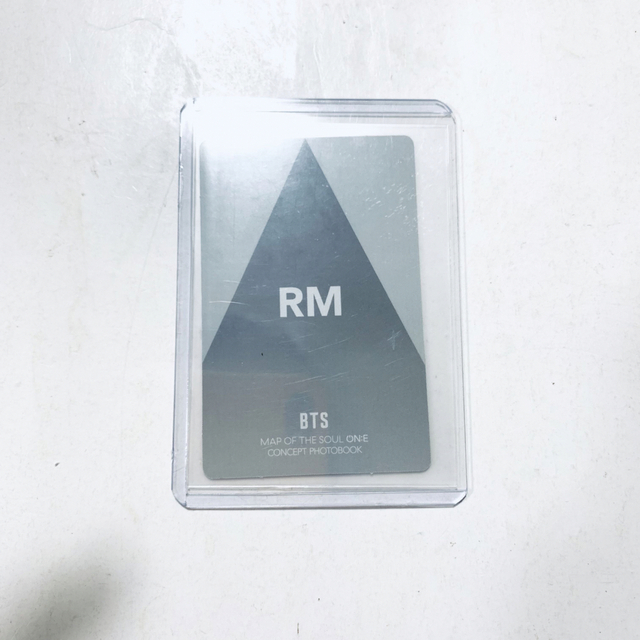防弾少年団(BTS)(ボウダンショウネンダン)のBTS  RM コンセプトフォトブック トレカ エンタメ/ホビーのトレーディングカード(その他)の商品写真