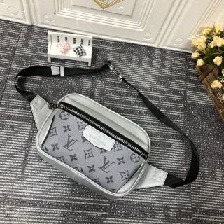 ヴィトン(LOUIS VUITTON) ウエストポーチ(メンズ)の通販 200点以上 ヴィトン(LOUIS VUITTON) ウエストポーチ(メンズ)の通販 200点以上