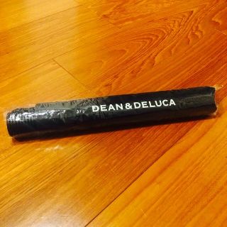 ディーンアンドデルーカ(DEAN & DELUCA)の【新品】DEAN&DELUCA 折りたたみ傘　バンコク　晴雨兼用　ロゴ入紙袋付き(傘)