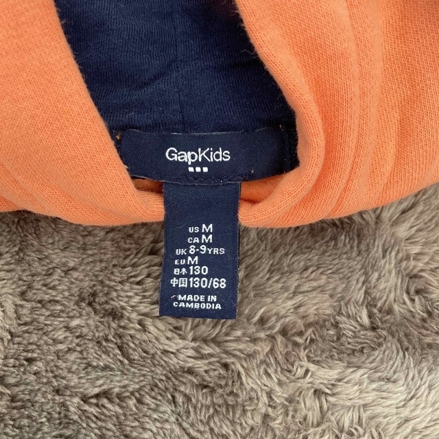 GAP Kids(ギャップキッズ)のGAPkids トレーナー２枚セット　130㎝、140㎝ キッズ/ベビー/マタニティのキッズ服男の子用(90cm~)(Tシャツ/カットソー)の商品写真