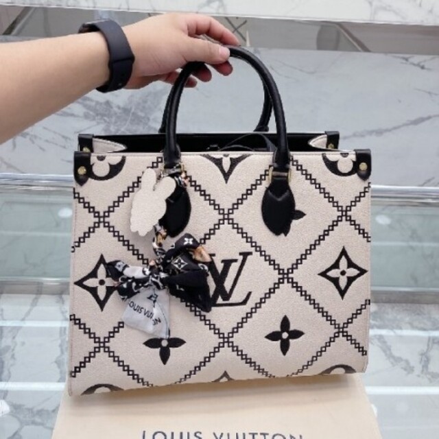 筋メダル」 希少!送料込 Louis vuittonルイヴィトン レディース