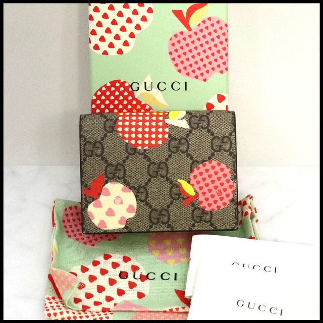 新品保管品✨GUCCI レ ポム 長財布GGスプリームアップルプリント PVC白-