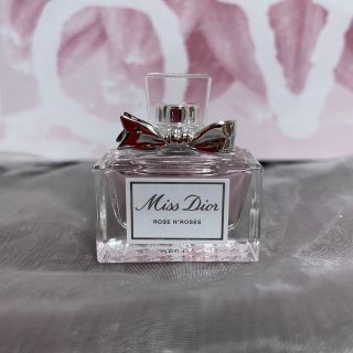ディオール(Christian Dior) クリスマスコフレ 香水 レディースの通販 ディオール(Christian Dior) クリスマスコフレ 香水 レディースの通販