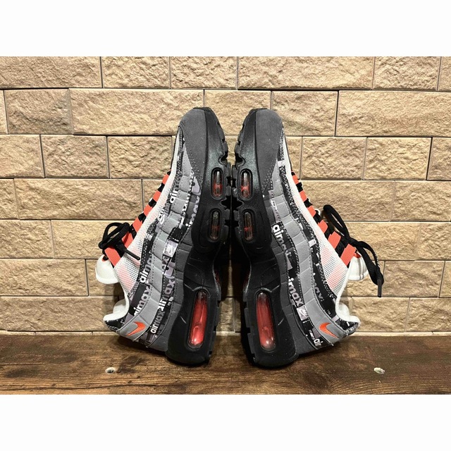 NIKE(ナイキ)の最終値下げ◇ATMOS×NIKE AIR MAX95 REDWELOVENIKE メンズの靴/シューズ(スニーカー)の商品写真