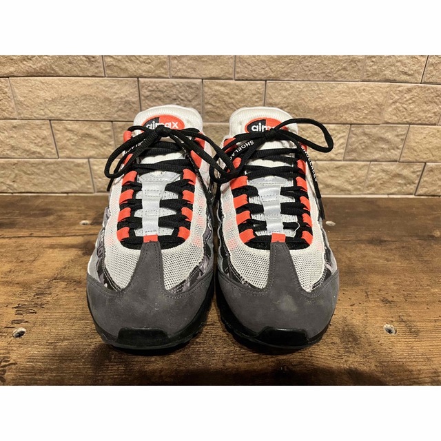 NIKE(ナイキ)の最終値下げ◇ATMOS×NIKE AIR MAX95 REDWELOVENIKE メンズの靴/シューズ(スニーカー)の商品写真