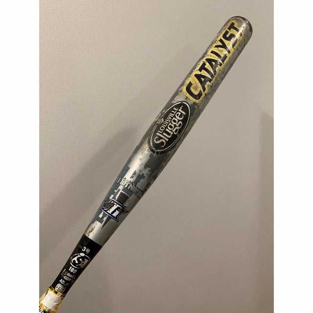 Louisville Slugger(ルイスビルスラッガー)のルイスビルスラッガー カタリスト ソフトボール3号バット　15年　トップバランス スポーツ/アウトドアの野球(バット)の商品写真