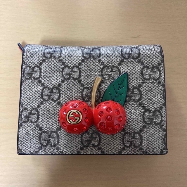 GUCCI さくらんぼ 財布 【箱付き】 【返品交換不可】 9041円引き