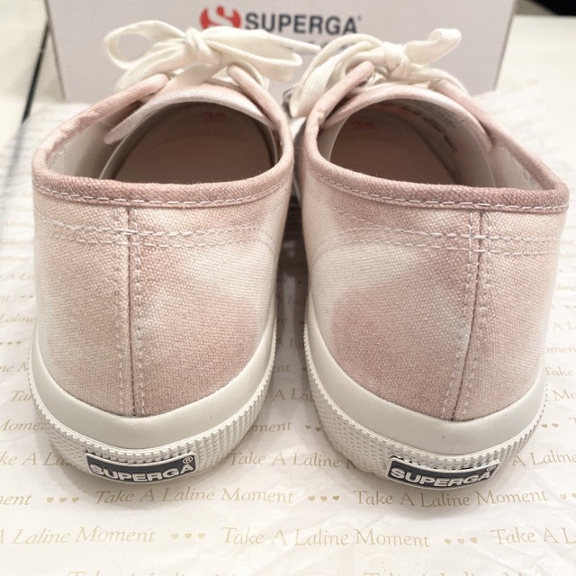 emmi(エミ)の新品未使用！限定コラボ emmi×SUPERGA スニーカー 36 レディースの靴/シューズ(スニーカー)の商品写真