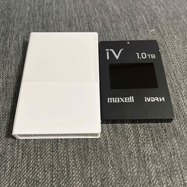 maxell(マクセル)のmaxell iVDRカセット 1TB スマホ/家電/カメラのテレビ/映像機器(その他)の商品写真
