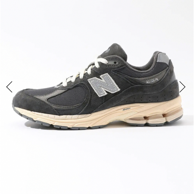 New Balance(ニューバランス)のNew Balance M2002R スニーカー レディースの靴/シューズ(スニーカー)の商品写真