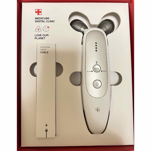 medicube メディキューブ　AGE-R DERMA EMS SHOT スマホ/家電/カメラの美容/健康(フェイスケア/美顔器)の商品写真