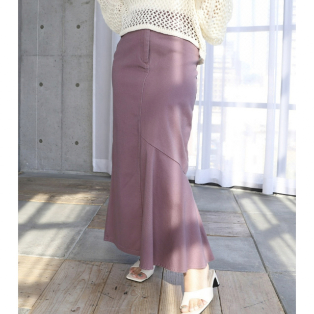 【新品】moment+  マーメイドスカート レディースのスカート(ロングスカート)の商品写真
