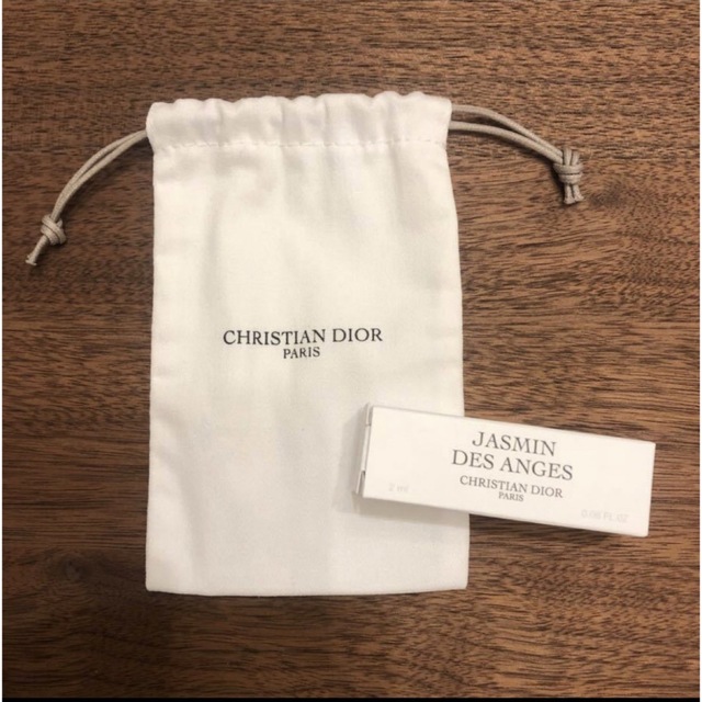 Christian Dior(クリスチャンディオール)のChristian Dior  ジャスミンデザンジュ 2ml 香水　巾着 レディースのファッション小物(その他)の商品写真