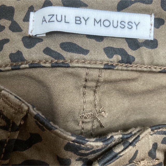 AZUL by moussy(アズールバイマウジー)のアズールバイマウジー　新品　ボトムス　ズボン　スキニー　レオパード　韓国風　人気 レディースのパンツ(スキニーパンツ)の商品写真