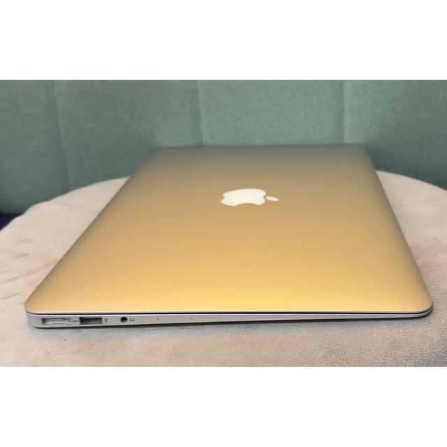MacBook Air 13 i5 4GB 128GB Mid 2013 - ノートPC