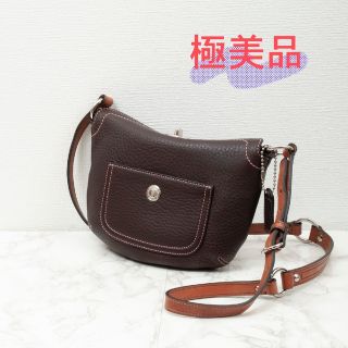 コーチ(COACH)の【極美品】COACH(コーチ)ハンプトンズ ウィークエンド ショルダーバッグ！(ショルダーバッグ)