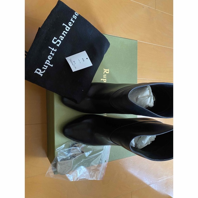 H.P.FRANCE(アッシュペーフランス)のルパートサンダーソン　ショートブーツ　36.5 レディースの靴/シューズ(ブーツ)の商品写真
