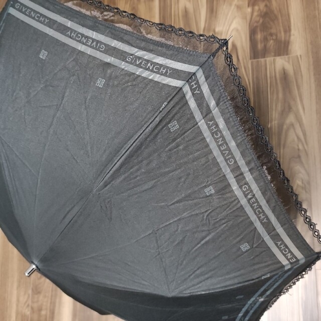 GIVENCHY(ジバンシィ)のgivenchy 折りたたみ傘 レディースのファッション小物(傘)の商品写真