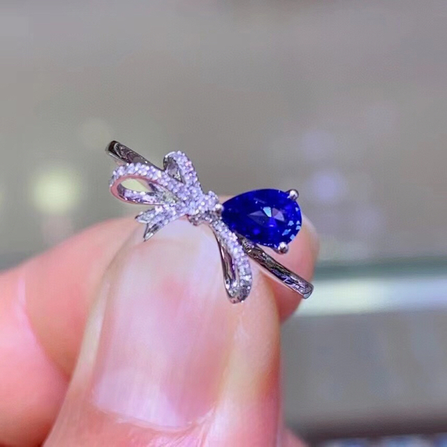 ⭐天然 ロイヤルブルーサファイア ダイヤ リング k18 0.68ct レディースのアクセサリー(リング(指輪))の商品写真