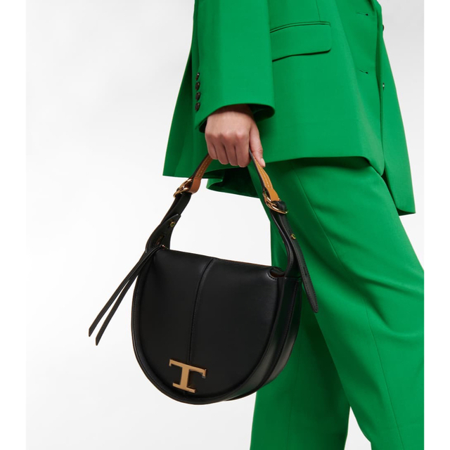 TOD'S(トッズ)の未使用☆TOD'S トッズ☆Timeless タイムレス ショルダーバッグ レディースのバッグ(ショルダーバッグ)の商品写真