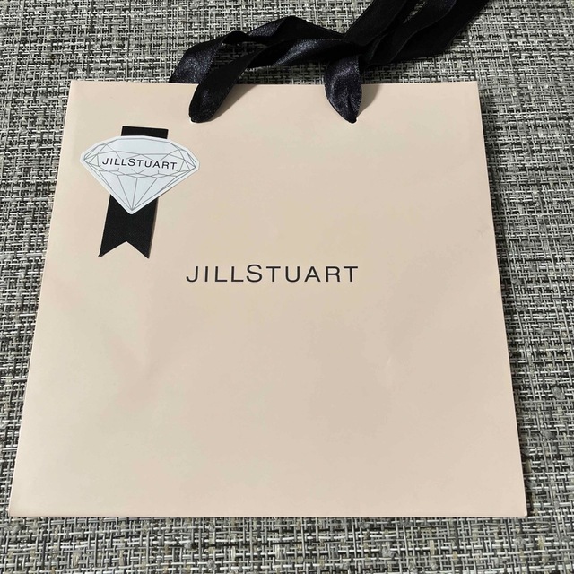 JILL by JILLSTUART(ジルバイジルスチュアート)のジルスチュアート　ショッパー3枚セット　ピンク　紙袋　プレゼント用　クリスマス レディースのバッグ(ショップ袋)の商品写真