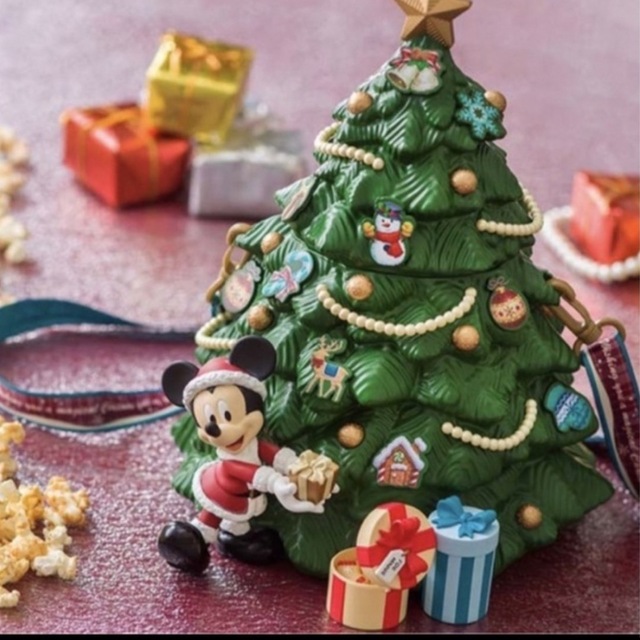 Disney(ディズニー)のディズニー　ポップコーン　ポップコーンバケット　クリスマス エンタメ/ホビーのおもちゃ/ぬいぐるみ(キャラクターグッズ)の商品写真