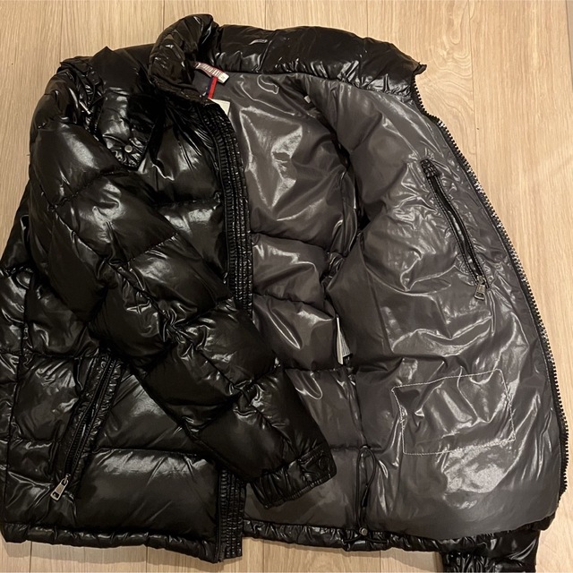 MONCLER(モンクレール)の正規品 モンクレール MAYA ブラック  メンズのジャケット/アウター(ダウンジャケット)の商品写真