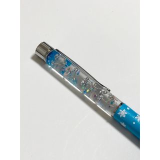 【スカイブルー雪の結晶】ハーバリウムボールペン　ハンドメイド　プレゼント(その他)