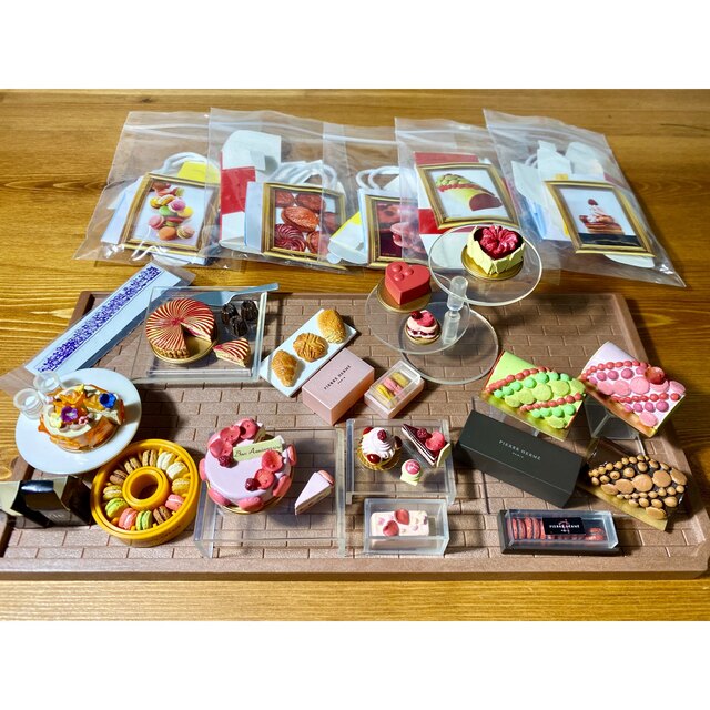 クーポンで半額☆2280円! ピエールエルメ コレクション ミニチュア