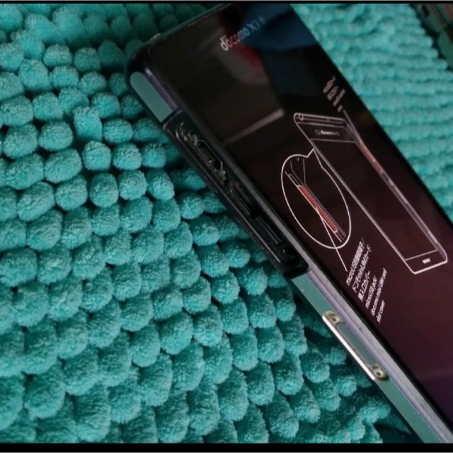 【中古】Xperia Z2 docomo SO-03F スマホ/家電/カメラのスマートフォン/携帯電話(スマートフォン本体)の商品写真