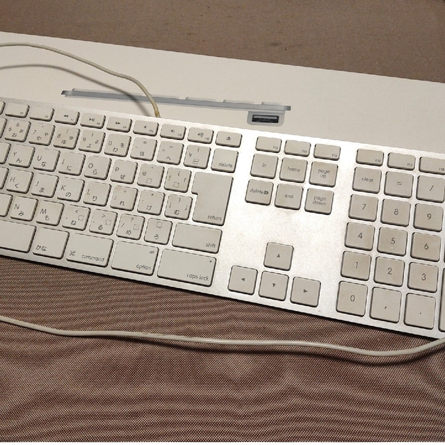 【純正】 APPLE KEYBOARD テンキー付 JIS MB110J/B