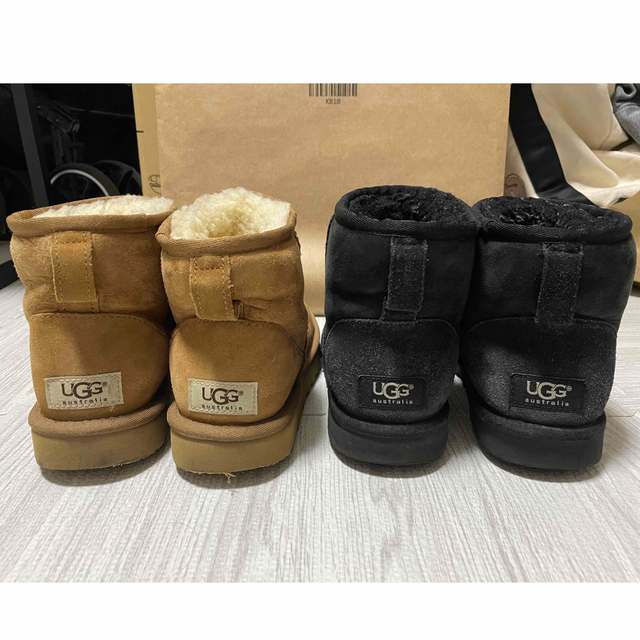 UGG(アグ)のUGGクラシックミニ　2足セット　US7 24cm レディースの靴/シューズ(ブーツ)の商品写真