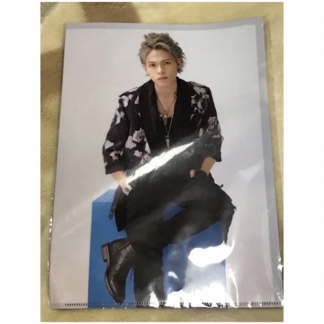 KAT-TUN(カトゥーン)のKAT−TUN 上田竜也 クリアファイル エンタメ/ホビーのタレントグッズ(アイドルグッズ)の商品写真