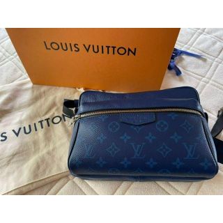 ヴィトン(LOUIS VUITTON) タイガ ショルダーバッグ(メンズ)の通販 300