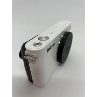 新品級のNikon 1 J2 全て揃っていて動作確認済み#206