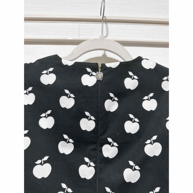 kate spade new york(ケイトスペードニューヨーク)の【kate spade】りんご柄★apple toss taxi dress ★ レディースのワンピース(ミニワンピース)の商品写真