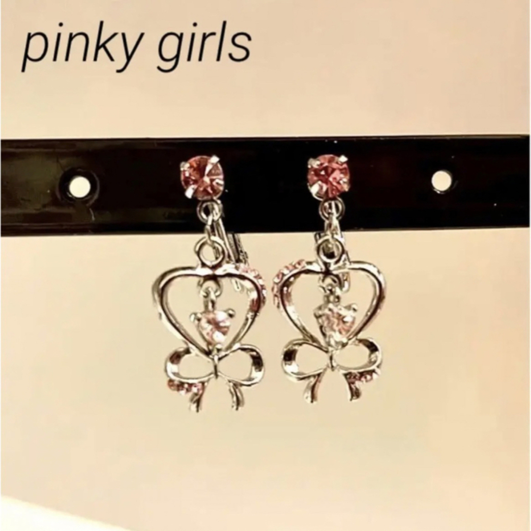 PinkyGirls(ピンキーガールズ)の【セット】pinky girls　イヤリング　ネックレス　ネジバネ式 レディースのアクセサリー(ネックレス)の商品写真