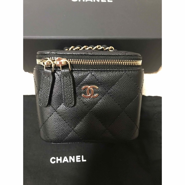 CHANEL(シャネル)のシャネル CHANEL チェーンショルダーバニティバッグ レディースのバッグ(ショルダーバッグ)の商品写真