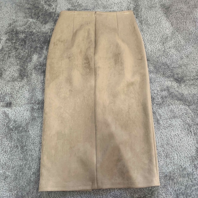 ZARA(ザラ)のzara スエードペンシルスカート レディースのスカート(ロングスカート)の商品写真